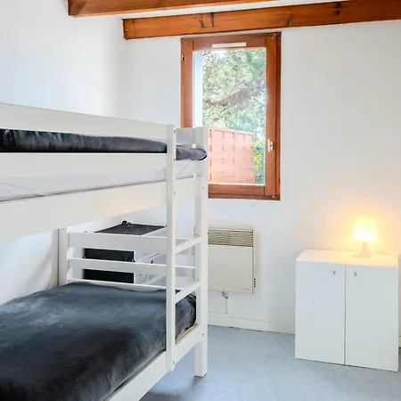 公寓 Les Landaises-5 By Interhome